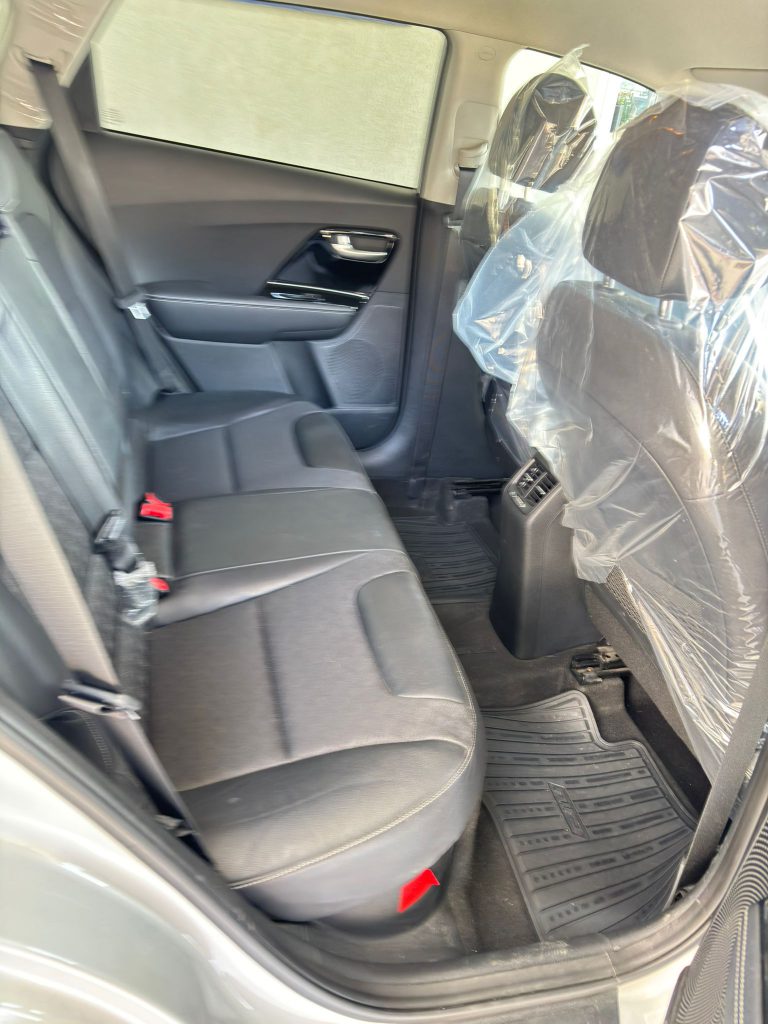 WhatsApp Image 2025-09-09 at 14.17.02 (1)