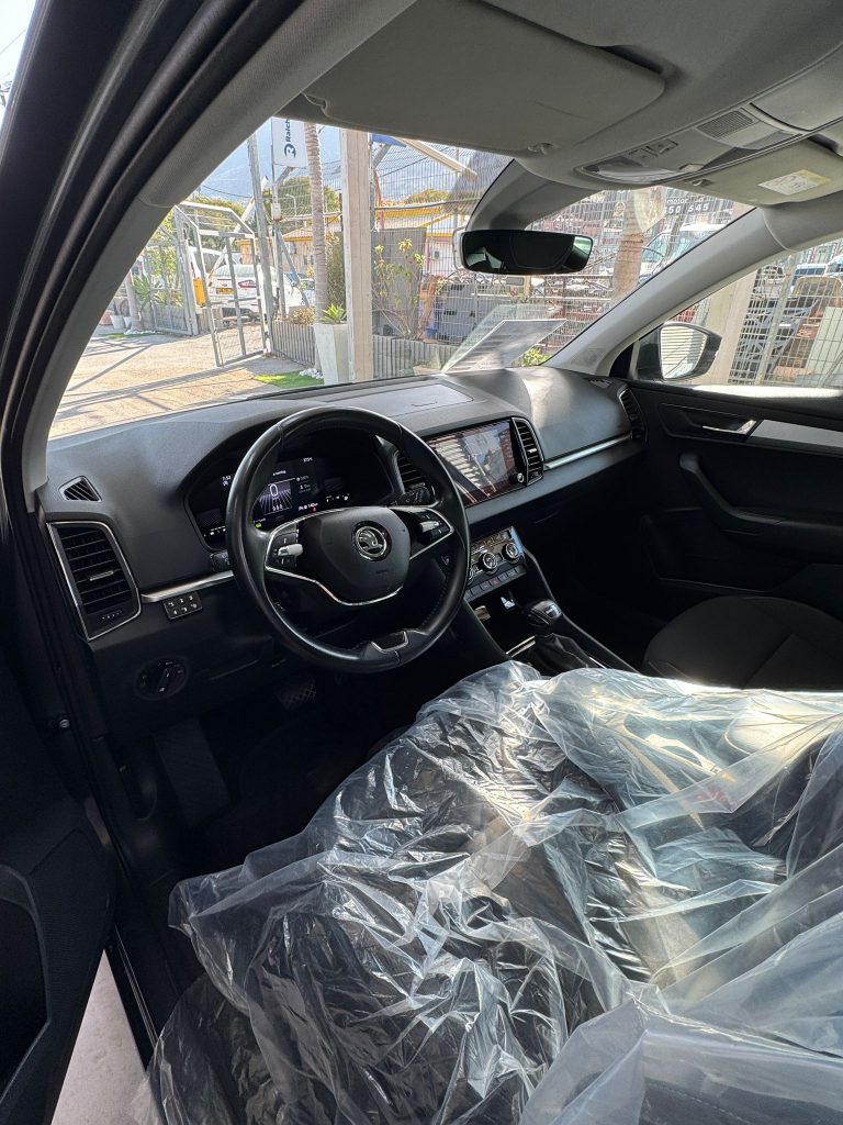 WhatsApp Image 2025-09-21 at 16.06.04