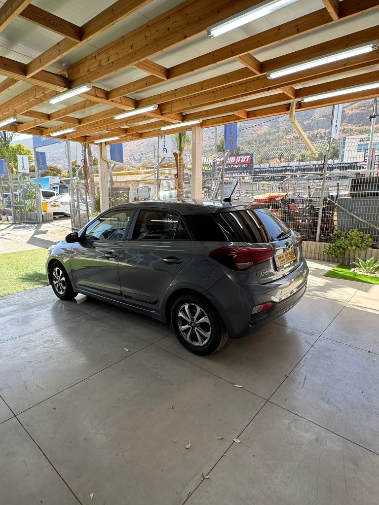 WhatsApp Image 2025-10-22 at 14.06.52 (2)