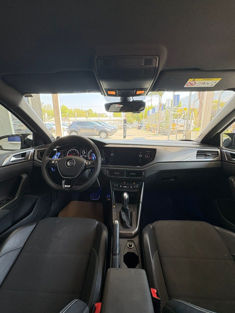 WhatsApp Image 2025-10-23 at 15.01.44 (1)